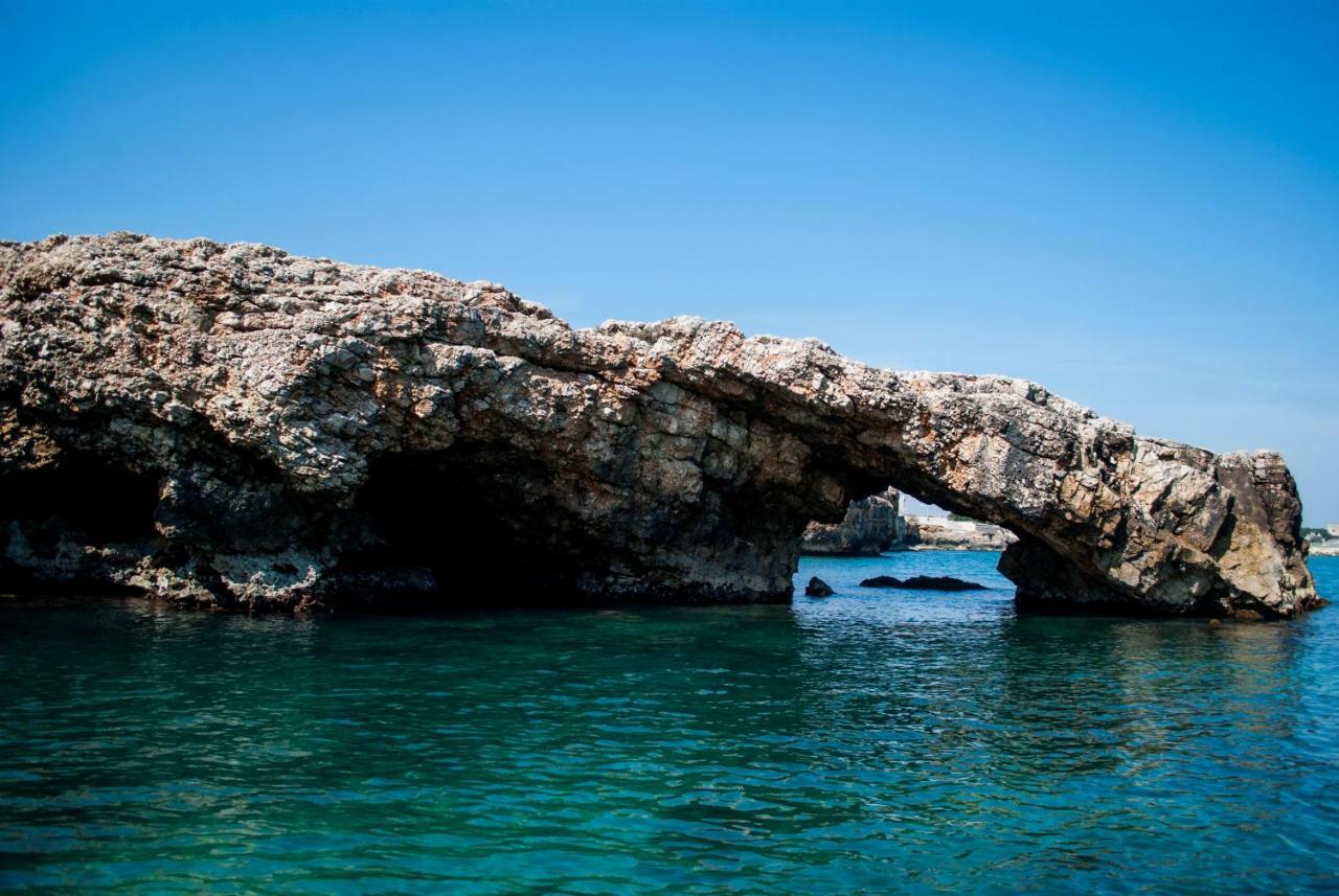Underground 22 Hotel Polignano a Mare Exterior photo